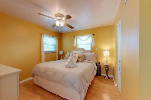 Bay View Inn 101-308 2nd St