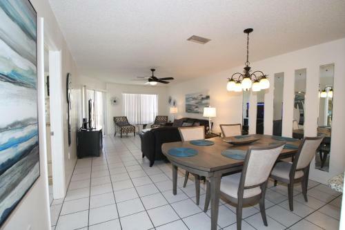 Absolute Anna Maria Two-bedroom Apartment