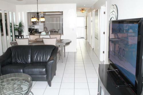 Absolute Anna Maria Two-bedroom Apartment