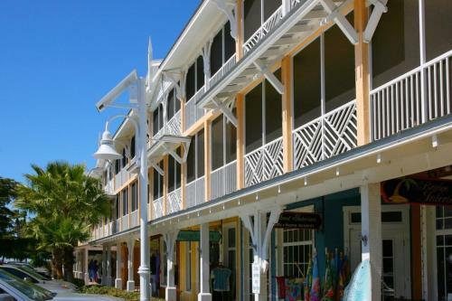 Absolute Anna Maria Two-bedroom Apartment