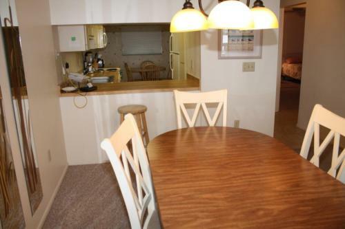 Anna Maria Island Beach Palms 2b Two-bedroom Apartment