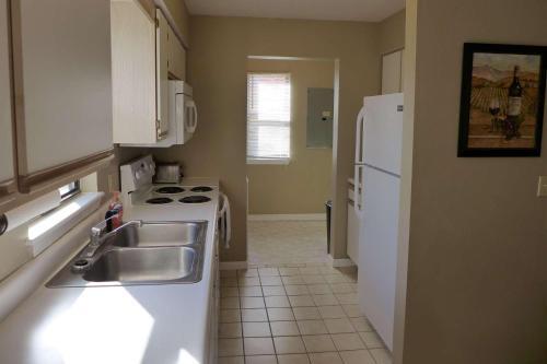 Golf View Pt. Roy. 2bdr Condo (51-12)