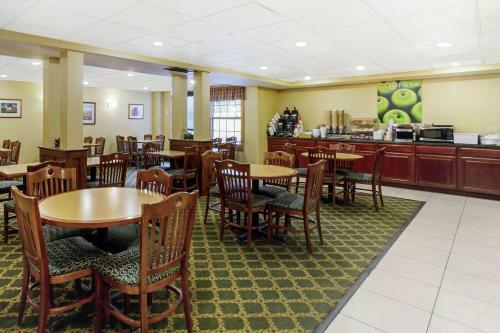 Hotel La Quinta By Wyndham South Burlington