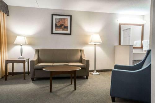 Hotel Comfort Suites South Burlington