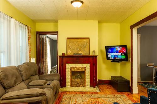 Wonderful West Side Entire House