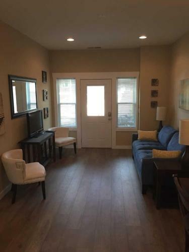 Downtown Bryson City Flat Townhouse
