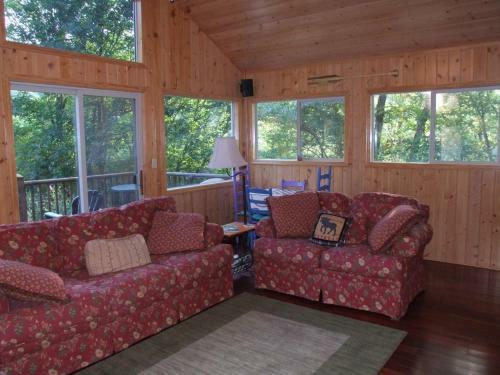 Lodge Nantahala Cabins