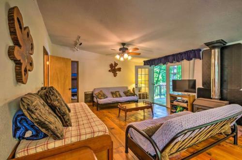 Lodge Nantahala Cabins