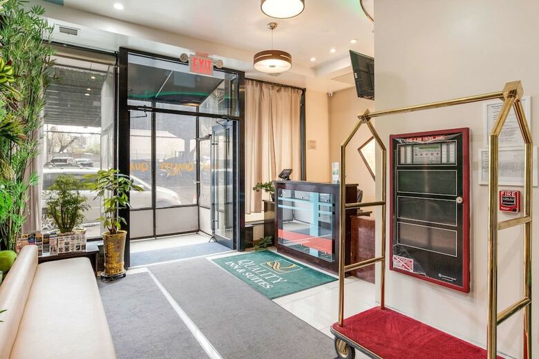 Hotel Quality Inn Near Sunset Park