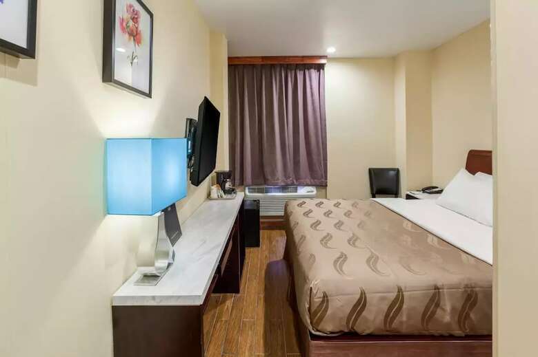 Hotel Quality Inn Near Sunset Park