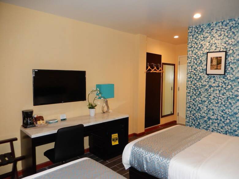 Hotel Quality Inn Near Sunset Park