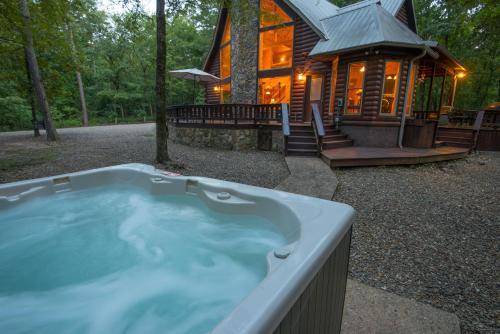 Woodmist Cabin Broken Bow Cabin