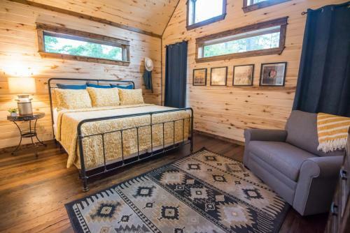 Water Music Cabin Broken Bow Cabin
