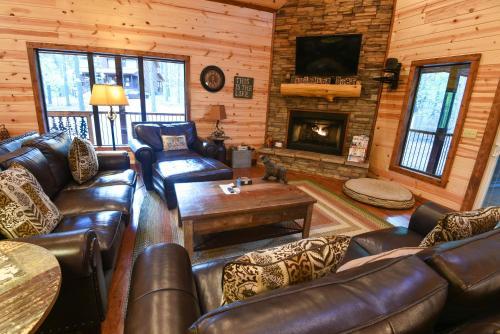 Stumbling Deer Cabin Broken Bow Cabin