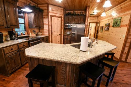 Stumbling Deer Cabin Broken Bow Cabin