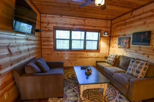 Stumbling Deer Cabin Broken Bow Cabin