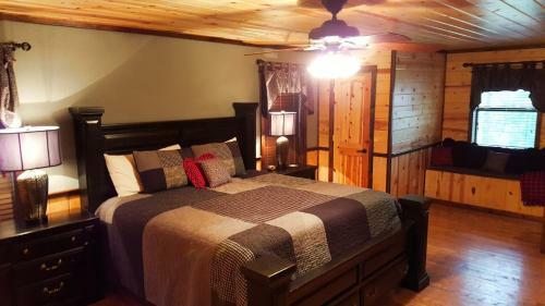 Red Dirt Lodge Broken Bow Cabin