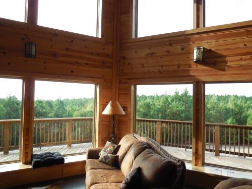 Incommunicado Cabin Broken Bow Cabin
