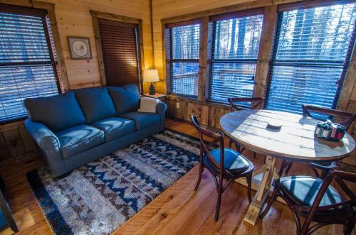 Highland Ridge Broken Bow Cabin