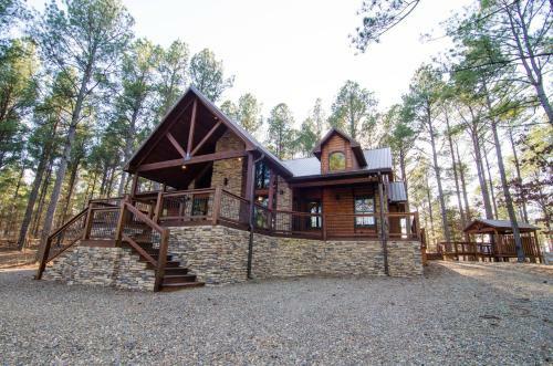 Highland Ridge Broken Bow Cabin
