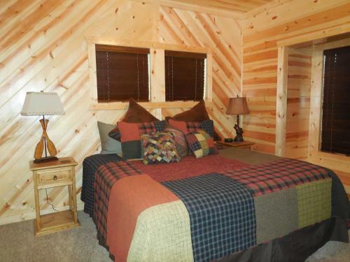 Trout Creek Lodge Broken Bow Cabin