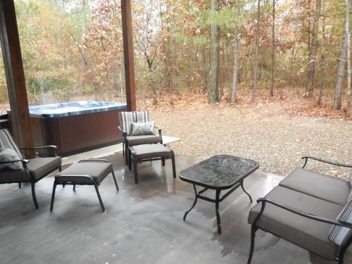 Trout Creek Lodge Broken Bow Cabin