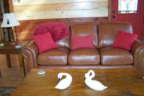 Lucky Duck Lodge Broken Bow Cabin