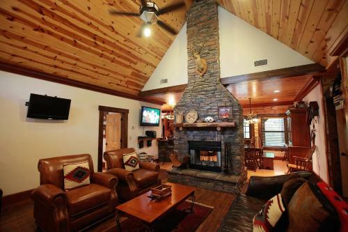 Wisdom Creek Cabin Broken Bow Cabin