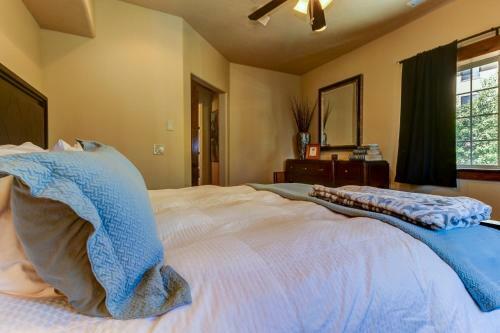 White Bear Condo - #a12