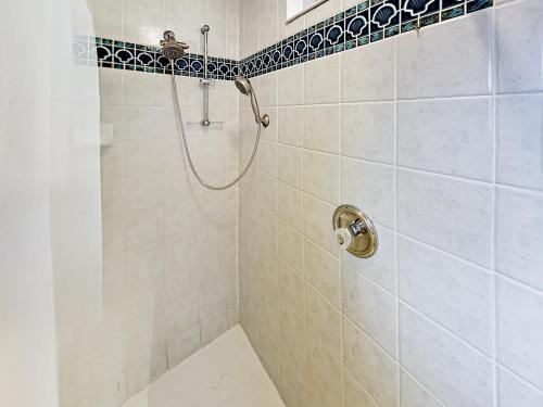 445 Bayshore Drive Home