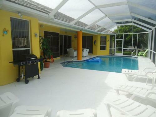 Villa White Paradise