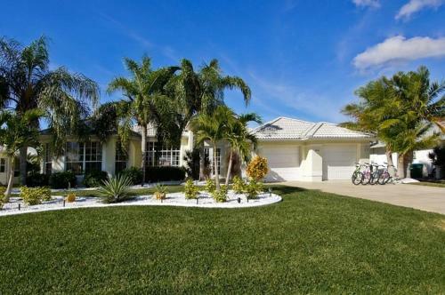Villa White Paradise