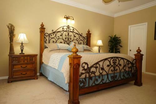 Sands Lakeside
