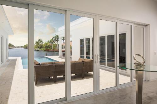 Cape Coral Contemporary Waterfront