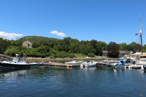 Hosmer Pond Retreat