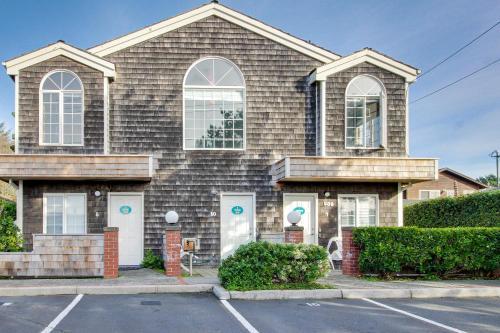 Beaches Inn Fourplex