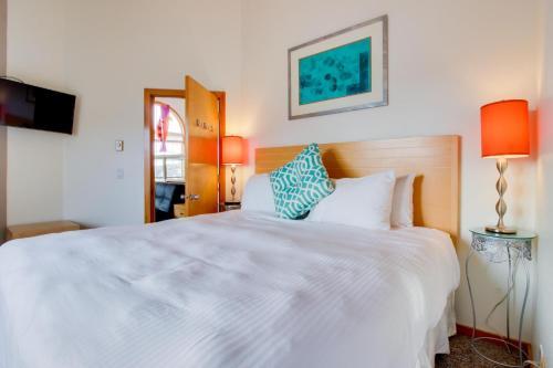 Beaches Inn Fourplex
