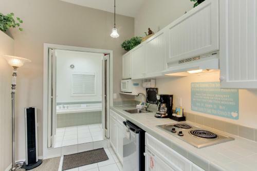 Sandals Inn | Spa Suite