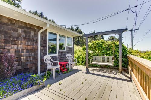 Hemlock Modern Beach House