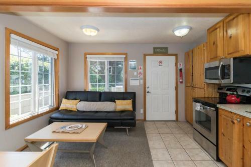 Beaches Inn | Sandpiper Pier Cottage