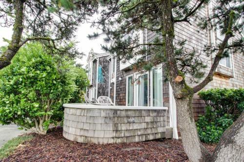 Beaches Inn | Sand Dune Townhouse