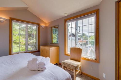 Beaches Inn | Pelicans View Cottage
