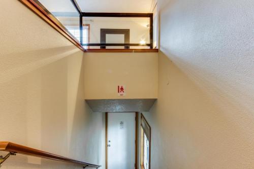 Beaches Inn | Herons Nest Loft