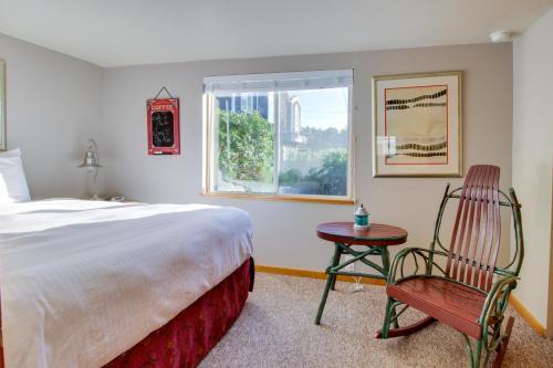 Beaches Inn | Buccaneer Bay Bungalow