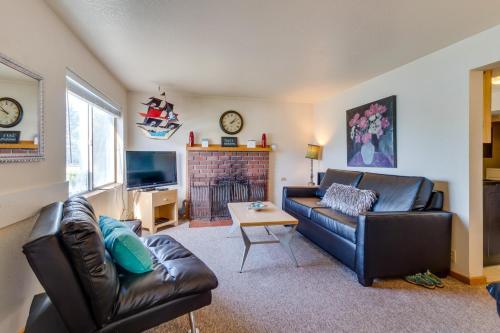 Beaches Inn | Buccaneer Bay Bungalow