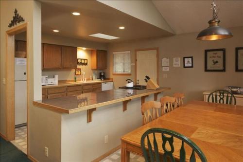 Cannon Beach Coastal View