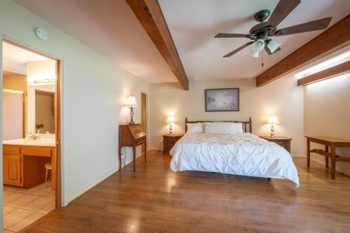 Guadalupe River Getaway Home