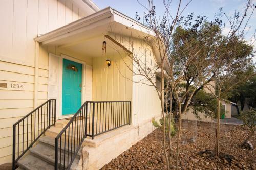 Texas Rose Lodge Home