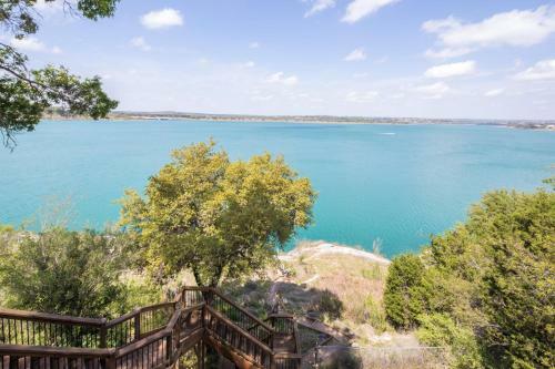 Overlook Pointe Lake House Home