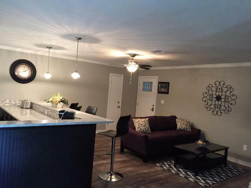 Apartamento Whitewater Condos